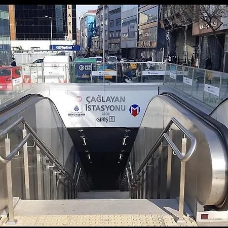 Apartament Sisli Apartment, 2 Bedrooms, 250 M Metro, New Modern Stambuł